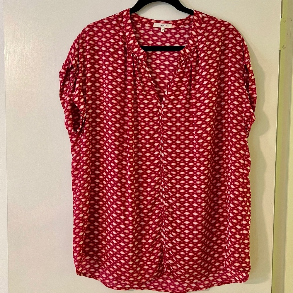 Pleione Cap Sleeve V-Neck Top
